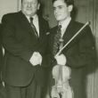 1951: Leonid Kogan (1e prijs) met links dirigent Franz Andr&eacute;