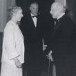 1955: v.l.n.r. Koningin Elisabeth, Marcel Cuvelier (voorzitter jury) , Oskar Back