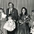 Z. K. H. Prins Claus der Nederlanden met finalisten van de Iordens Viooldagen, januari 1988
