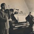 1950: Krebbers studeert al zijn concerten in met zijn vrouw, pianiste Ans. Foto De Spiegel