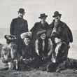 Met Mahler (midden staand) aan de Zuiderzee. Foto H. de Booy