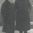 Leopold Auer voor het standbeeld van Glinka, St. Petersburg