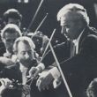 Herbert von Karajan dirigeert het Philharmonisch orkest van Berlijn