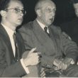 Oskar Back met aan weerszijden violisten Jean Louis Stuurop en A. Joanna Klink